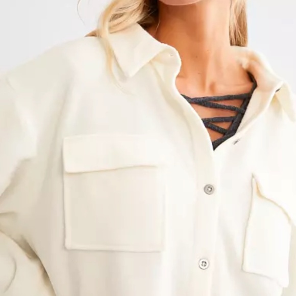 NWT BKE (Buckle) Fleece Boyfriend Shacket Off White (Size M) - Picture 4 of 7